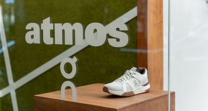 THE ROGER Clubhouse Pro atmos: Sepatu Tenis dengan Sentuhan Roger Federer