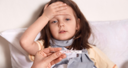 Demam Anak Naik Turun Selama 3 Hari, Ini Penyebab dan Cara Penanganannya
