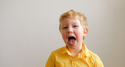 Tips Mengajarkan Anak agar Lebih Serius dan Tidak Selalu Bercanda