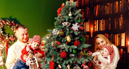 4 Ide Dekorasi Pohon Natal 2025, Buat Natal Anda Penuh Makna