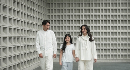 Inspirasi Gaya Serasi Keluarga Ibnu Jamil dan Ririn Ekawati dalam Merayakan Idulfitri