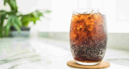 Bolehkah Ibu Menyusui Minum Soda? Ini Jawabannya, Moms