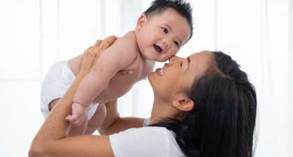 Selain Pertanda Datangnya Rezeki, Ini 7 Arti Mimpi Menggendong Bayi Laki-Laki