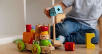 6 Tips Cermat Memilih Mainan Edukatif untuk Balita