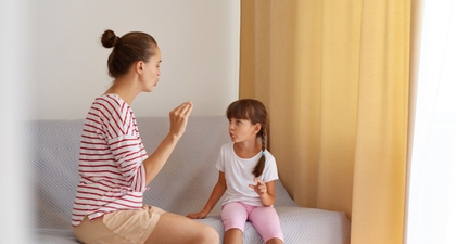 7 Cara Mengajarkan Anak Disiplin Tanpa Hukuman