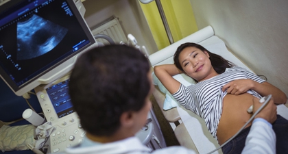 Posisi Janin Sebelah Kanan Laki-Laki atau Perempuan? Cek Faktanya!