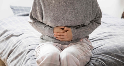 Merasakan Ciri-Ciri Hamil Tapi Haid Lancar? Ini Penjelasannya, Moms