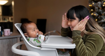 Cara Menggunakan Bahasa Isyarat Bayi dan Manfaatnya