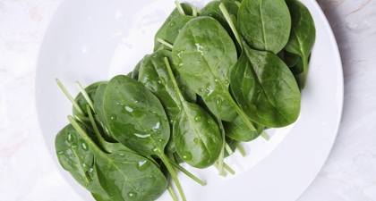 5 Kreasi Resep Bayam yang Mudah Dibuat di Rumah, Yuk, Coba, Moms!