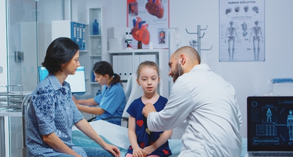 Moms, Yuk Belajar di Parenthood Institute untuk Cegah Stunting pada Si Kecil!