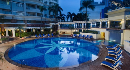 Menikmati Libur Akhir Tahun dengan Staycation di Somerset Grand Citra