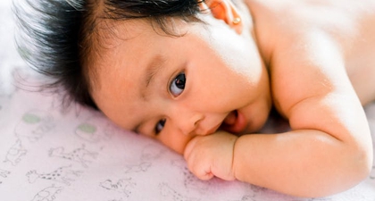 Penting, Ini 5 Ide Aktivitas untuk Stimulasi Pendengaran Bayi