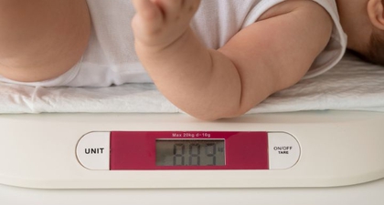 3 Penyebab Berat Badan Bayi Susah Naik, Jangan Anggap Sepele!