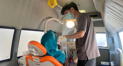 Bahaya Tersembunyi Gigi Ompong, Ini Manfaat Pakai Gigi Palsu