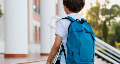 Tips Memilih Tas Sekolah Ergonomis untuk Anak