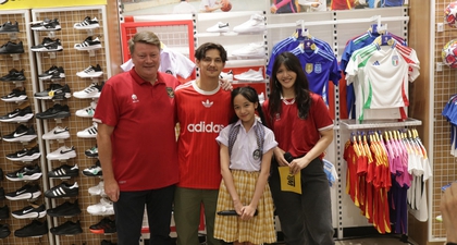 Cara Marcell Darwin Mempersiapkan Anak Masuk Sekolah