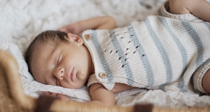 Bayi 2 Bulan Tidur Terus, Normalkah?