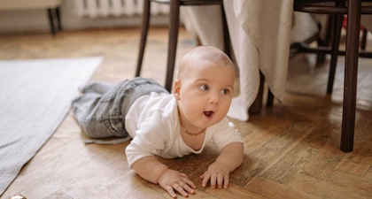 Ketahui Tahapan Perkembangan Bayi di Tahun Pertama yang Penuh Keajaiban