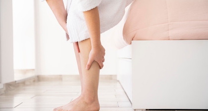 Kaki Kram saat Tidur, Kenali Penyebab dan Cara Mengatasinya