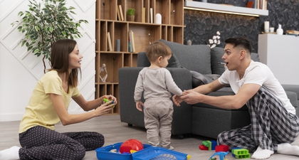 Ini Manfaat Bermain di Lantai Bersama Anak, Bikin Bonding Makin Nempel