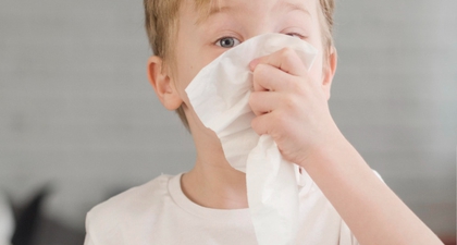 Tak Perlu Panik, Ini Cara Mengatasi Mimisan pada Anak