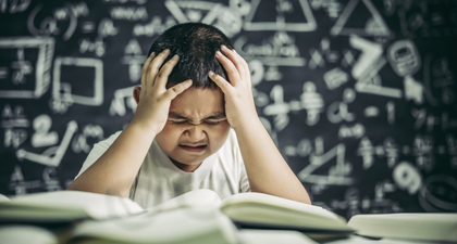 Anak Takut Ujian Sekolah? Ini Cara Membantunya dengan Tenang