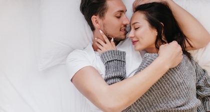 Ini Beda Cuddling dan Petting yang Perlu Anda Tahu