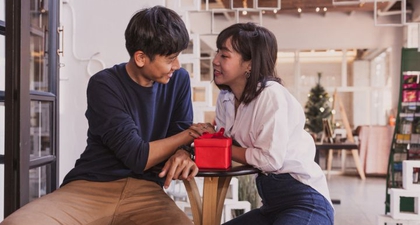 Bukan Cuma Romantis, Ini 7 Inspirasi Kado untuk Suami yang Bermanfaat