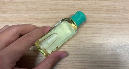 8 Rekomendasi Minyak Telon Bayi yang Wangi dan Menghangatkan