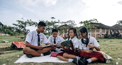 Perbedaan Sekolah Negeri dan Swasta: Mana yang Cocok untuk Si Kecil?