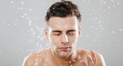 5 Tips Menjaga Kesehatan Kulit saat Cuaca Panas buat Pria