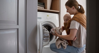 Mudah! Ini Cara Menjaga Kebersihan Peralatan Bayi