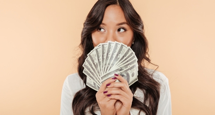 Mimpi Mendapatkan Uang Banyak, Ini Makna di Baliknya, Moms