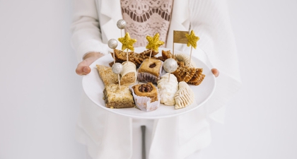 Perhatikan Ini Saat Anda Memberi Anak Kue Lebaran