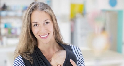 Manfaat Menggendong Bayi