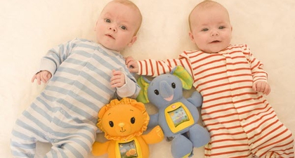 Kelahiran Bayi Kembar Dua