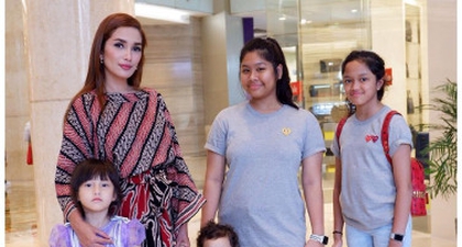 Ini Cara Ussy Sulistiawati Dukung Eksplorasi Anak