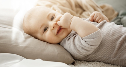 Tidak Perlu Panik, Begini Cara Mengeluarkan Dahak pada Bayi