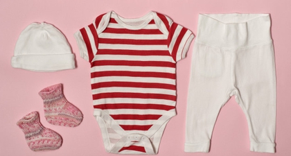 Ini 5 Jenis Pakaian yang Diperlukan Bayi Baru Lahir