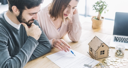 Cara Melindungi Pernikahan di Tengah Badai Keuangan