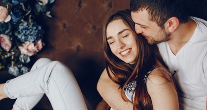 Jatuh Cinta Lagi Setelah Menikah? Pasti Bisa!