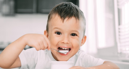 7 Makanan yang Sebenarnya Tidak Sehat untuk Anak