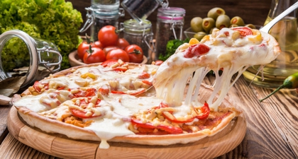 Rekomendasi 5 Merek Keju Cheddar Olahan Cepat Meleleh