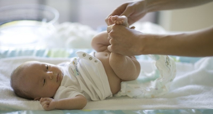 6 Kondisi Feses Bayi dan Hubungannya dengan Kesehatan