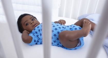 5 Tips Membiasakan Anak Tidur Sendiri