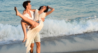 Berhubungan Intim di Dalam Air, Amankah?