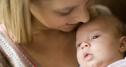 5 Tips Nyaman Melalui Minggu Pertama bersama Si Kecil