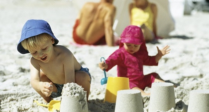 Mari Berlibur ke Pantai!