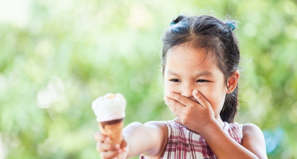 Trik Jitu Mengajarkan Balita Berpuasa