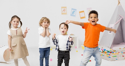 5 Manfaat Gaya Bermain Parallel Play untuk Anak 1-3 Tahun